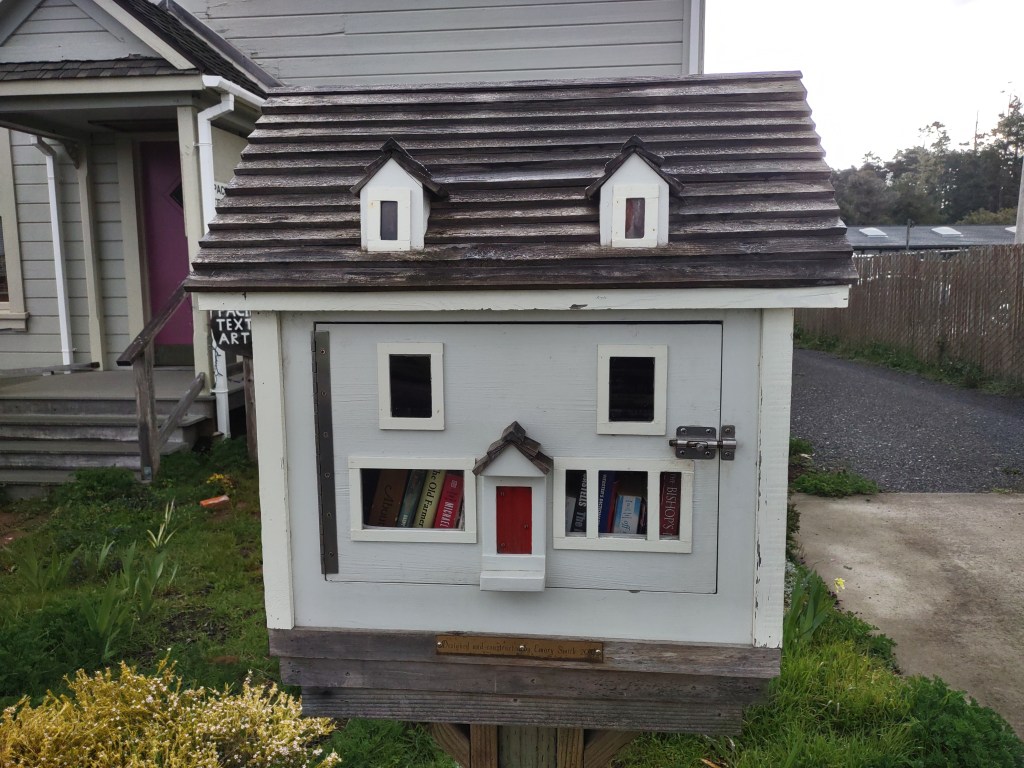 Alger Street, Fort Bragg (Pomo Bluffs in the Braided Dimensions Series) 